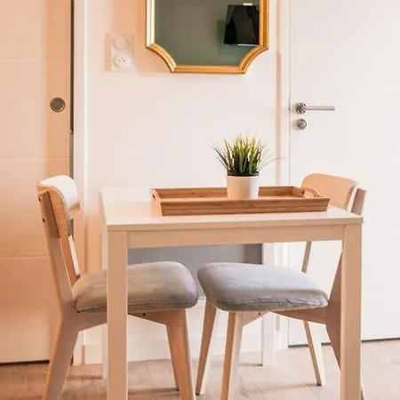 Bel Appartement Neuf Et Paisible La Chapelle-des-Fougeretz Extérieur photo